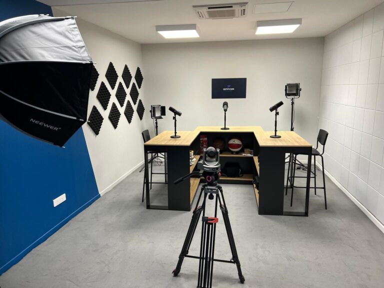 a19a97a9-3b76-43a4-832b-0255cf3c9638